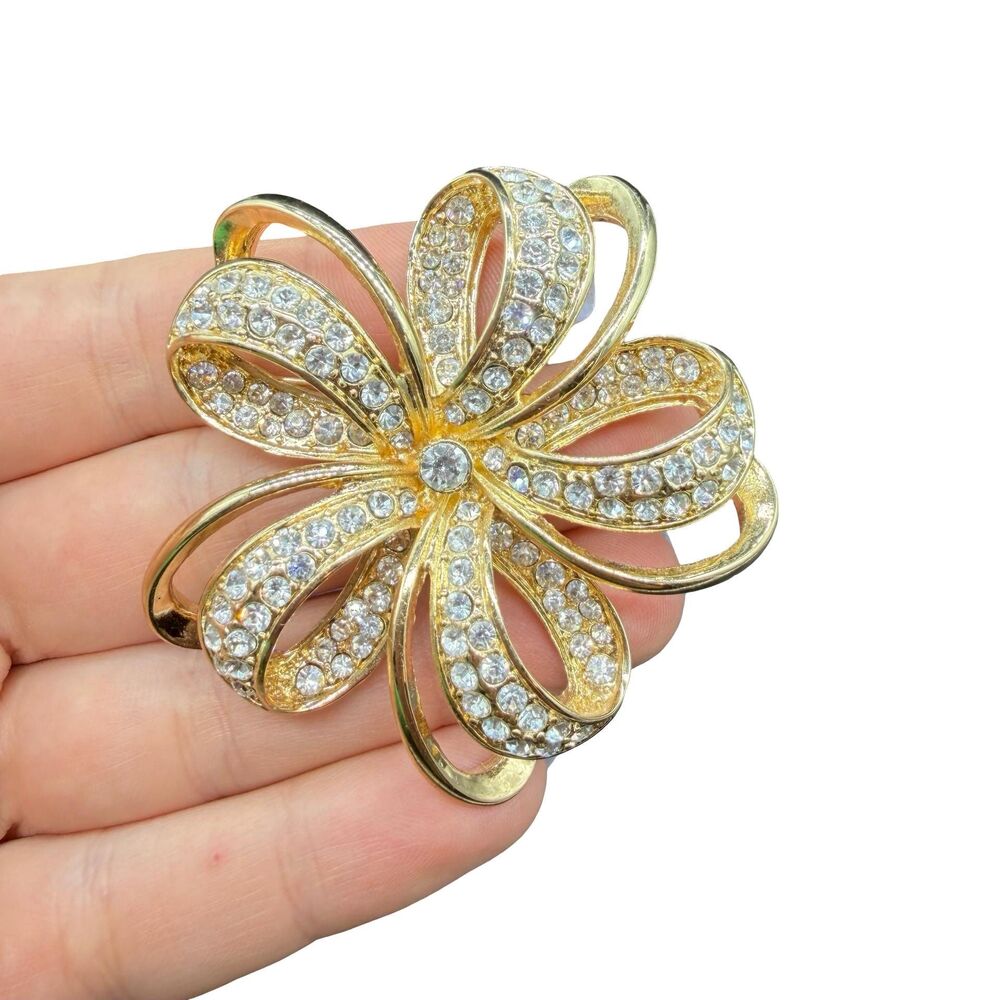 Vintage Jewelry Monet Rhinestone Flower Brooch Gold Tone Monet Flower Pin